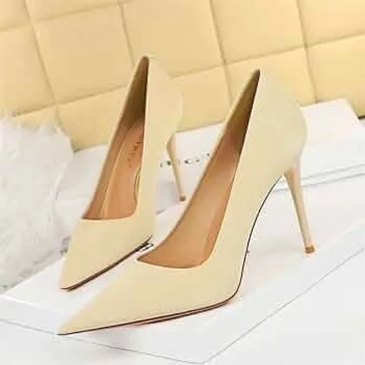 Cream Suede Pointed Pump — Cream